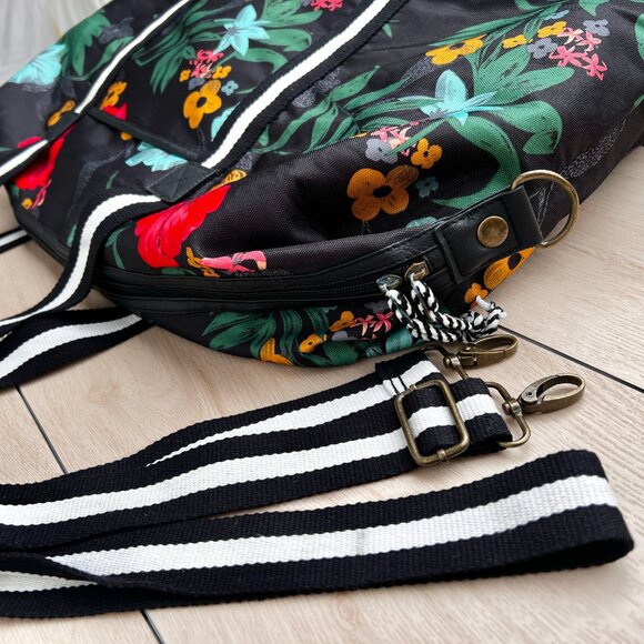 Mossimo Tropical Print Large Weekender / Gym Bag 2017 Target Limited Release - Picture 2 of 16